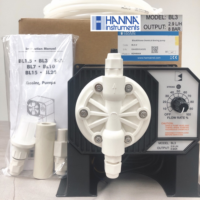 Máy bơm định lượng hóa chất HANNA BL3-2