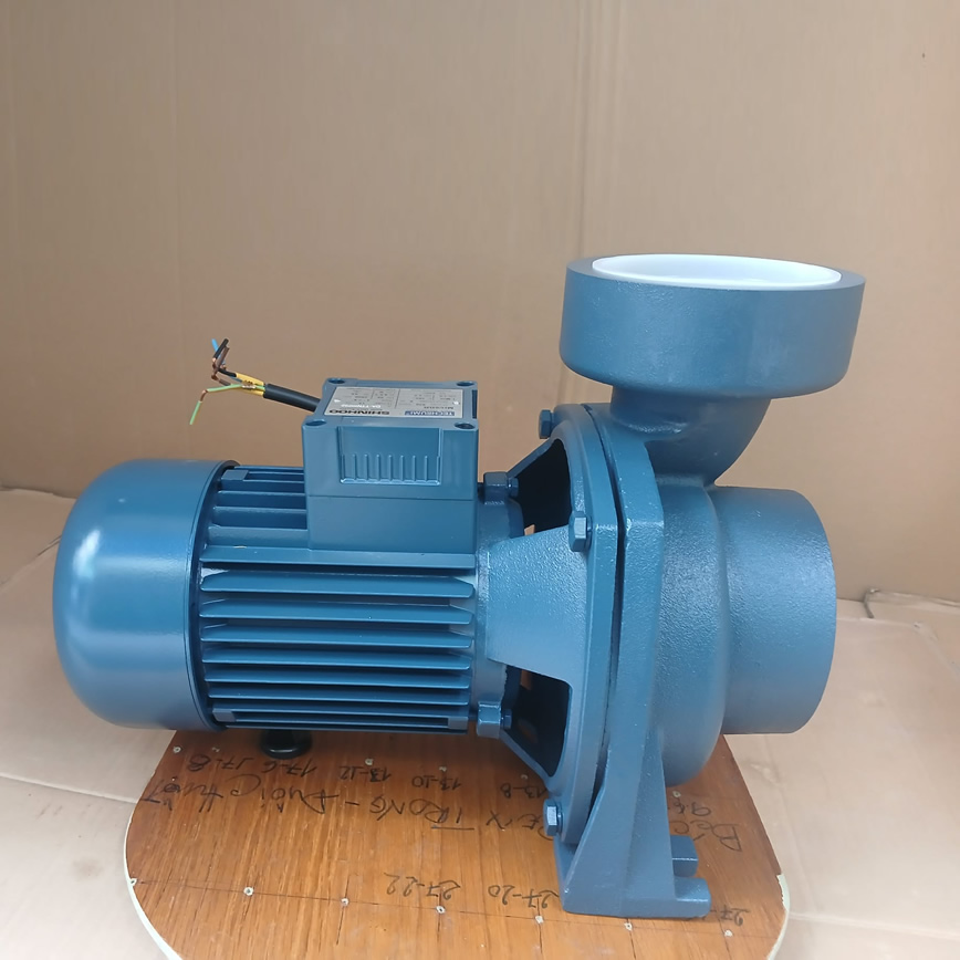 Máy bơm nước TECHRUMI 4hp 380v họng 114